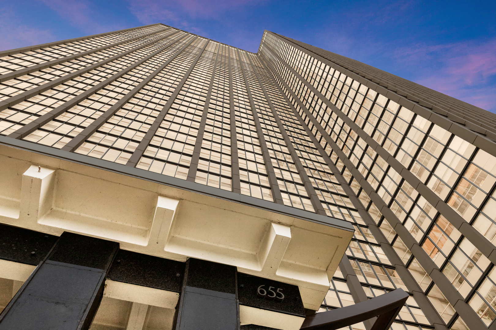 Property Photo: 655 W Irving Park Road 1313 IL 60613
