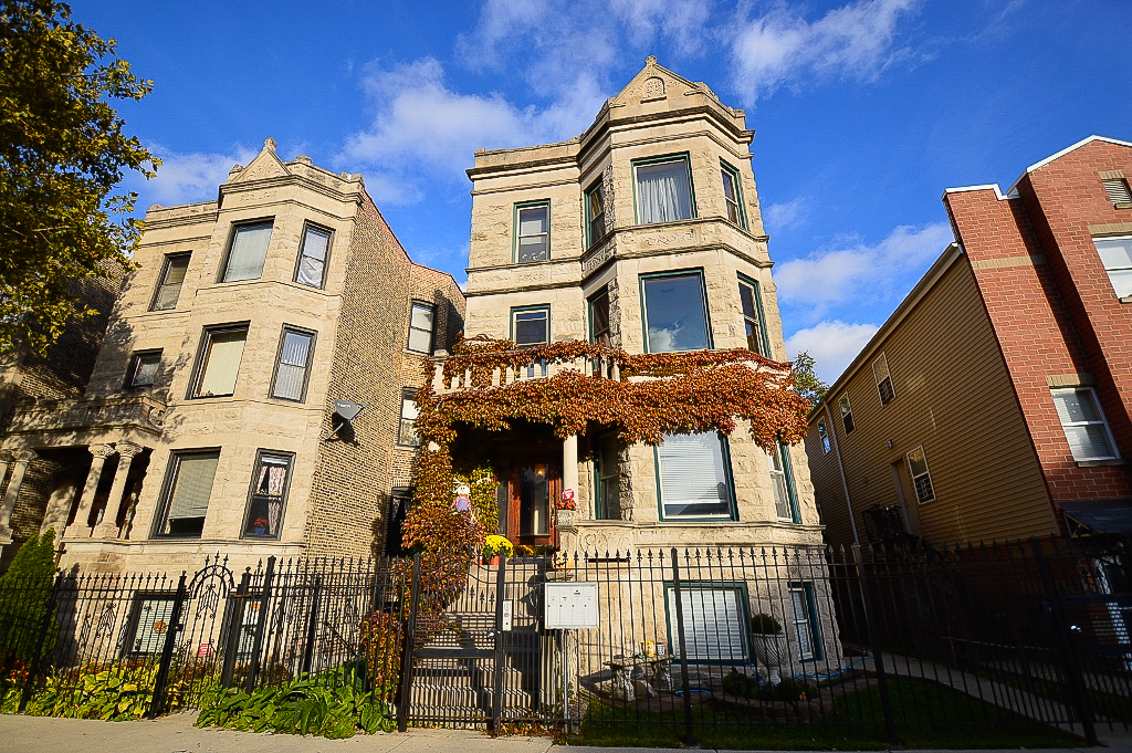 Property Photo: 1425 N Washtenaw Avenue G IL 60622
