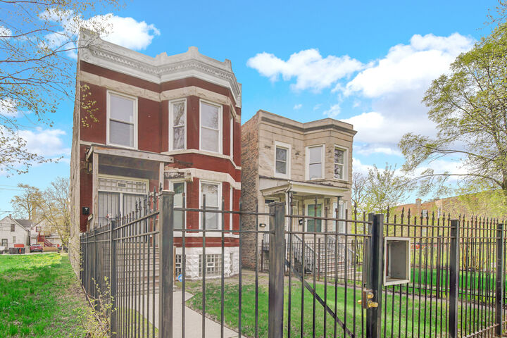 Property Photo: 7223 S Union Avenue IL 60621