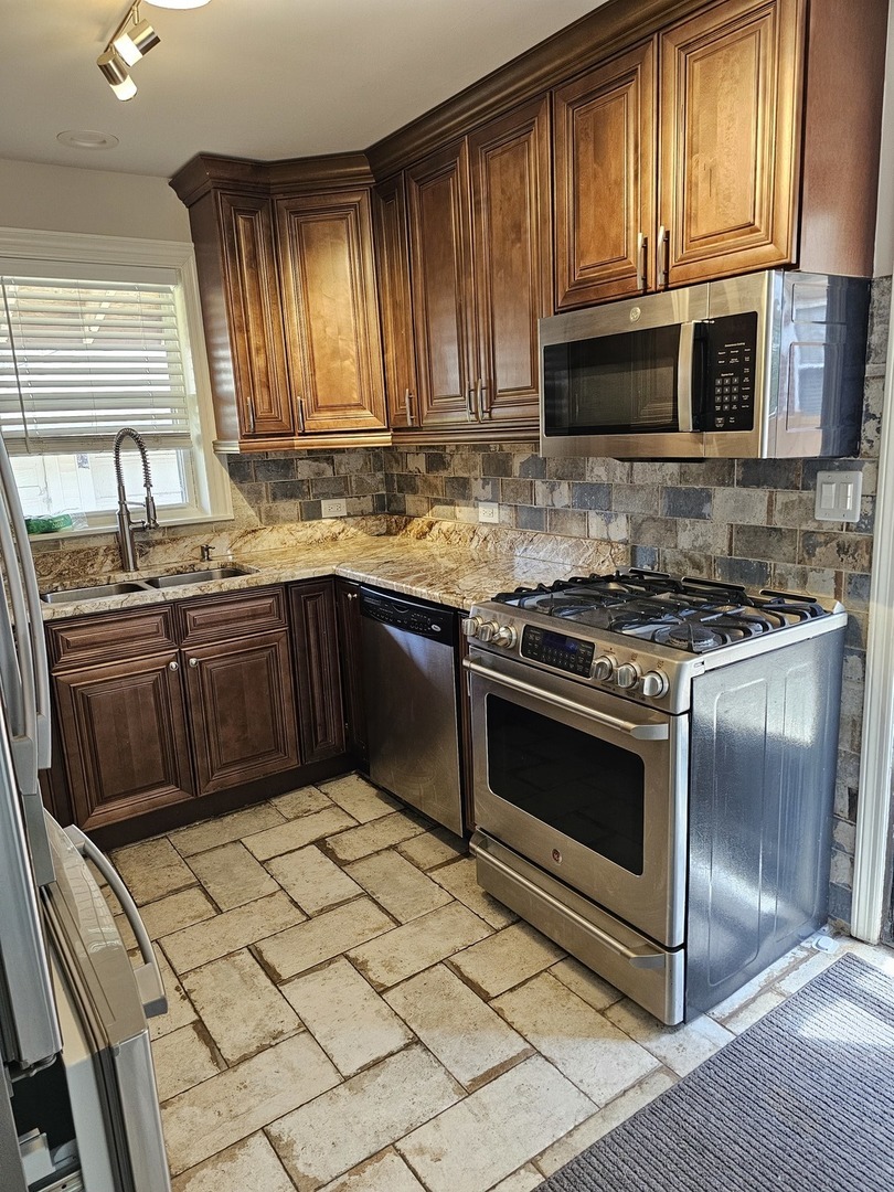 Property Photo: 7825 N Nora Avenue IL 60714