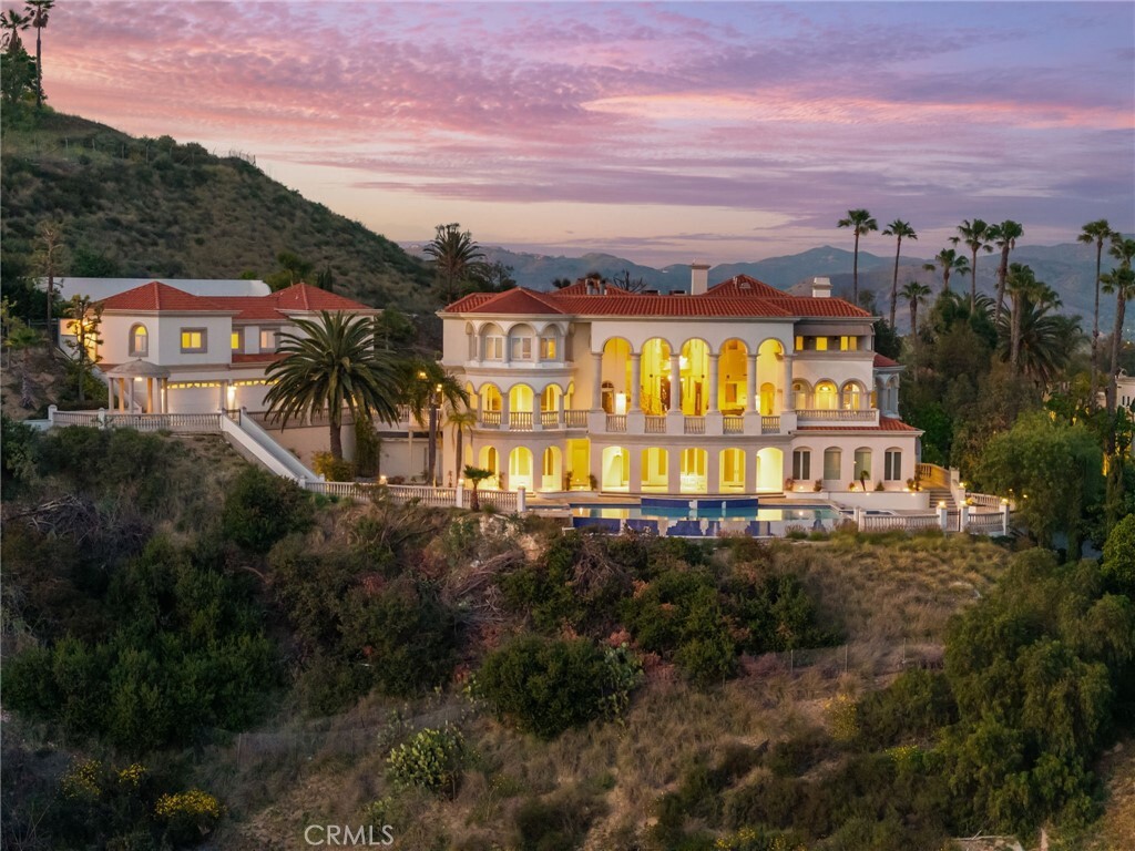 Property Photo: 10219 Sunrise Lane CA 92705