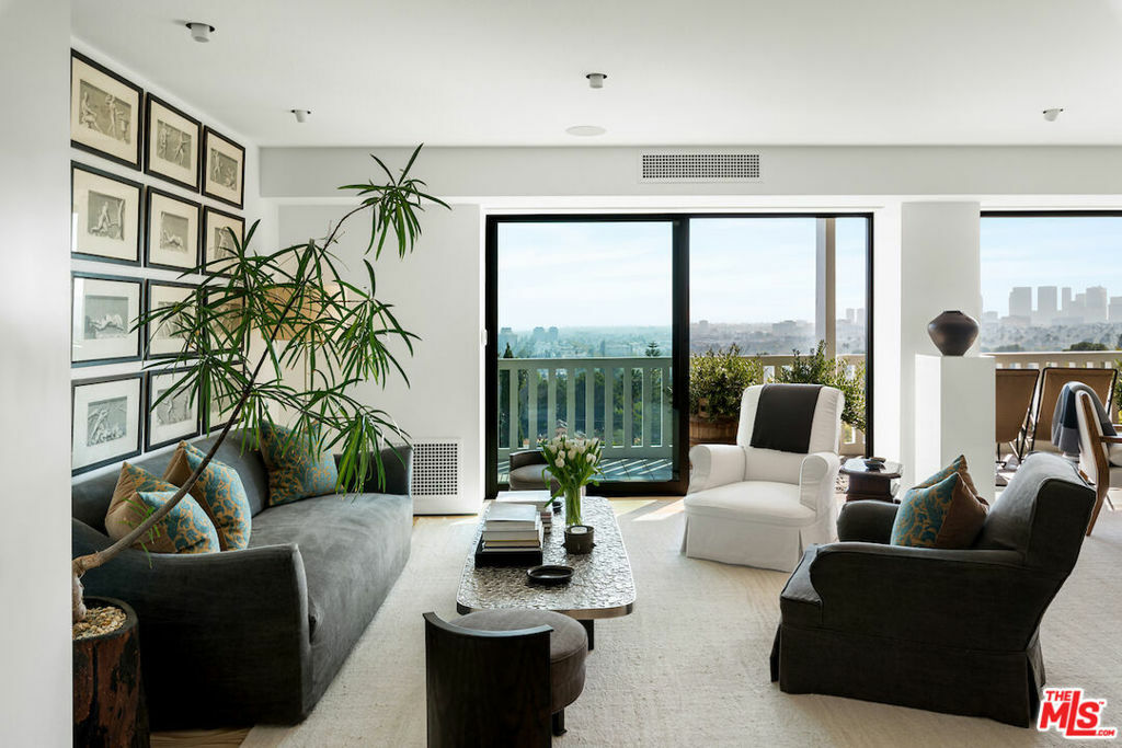 999 N Doheny Drive 510  West Hollywood CA 90069 photo