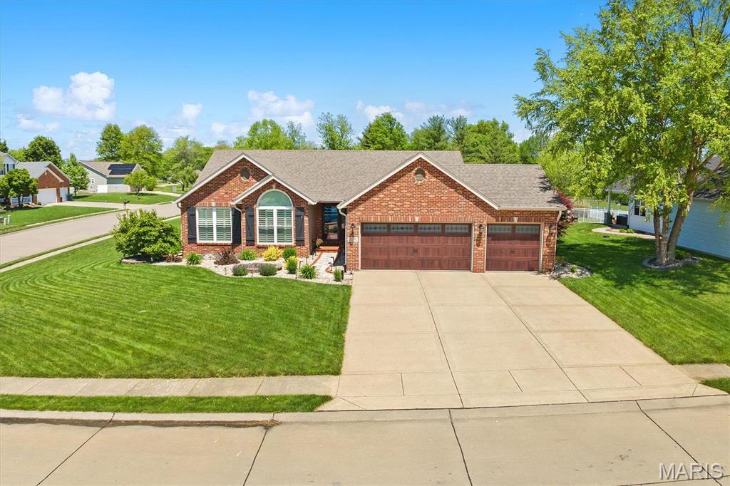 Property Photo: 2016 Richview Drive IL 62281