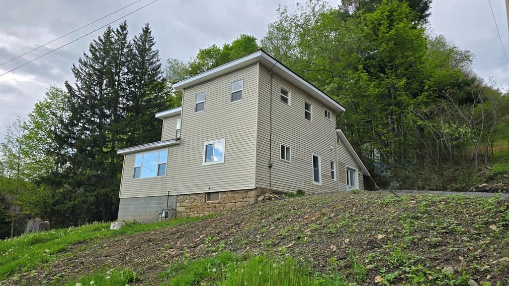 105 Taylor St  Blossburg PA 16912 photo