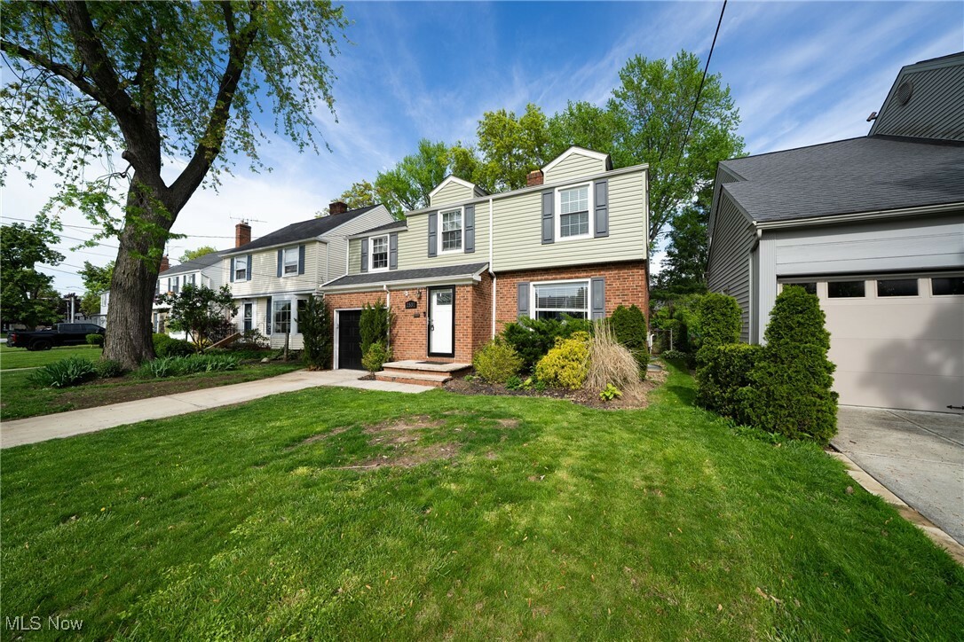 Property Photo: 2531 Hampton Road OH 44116