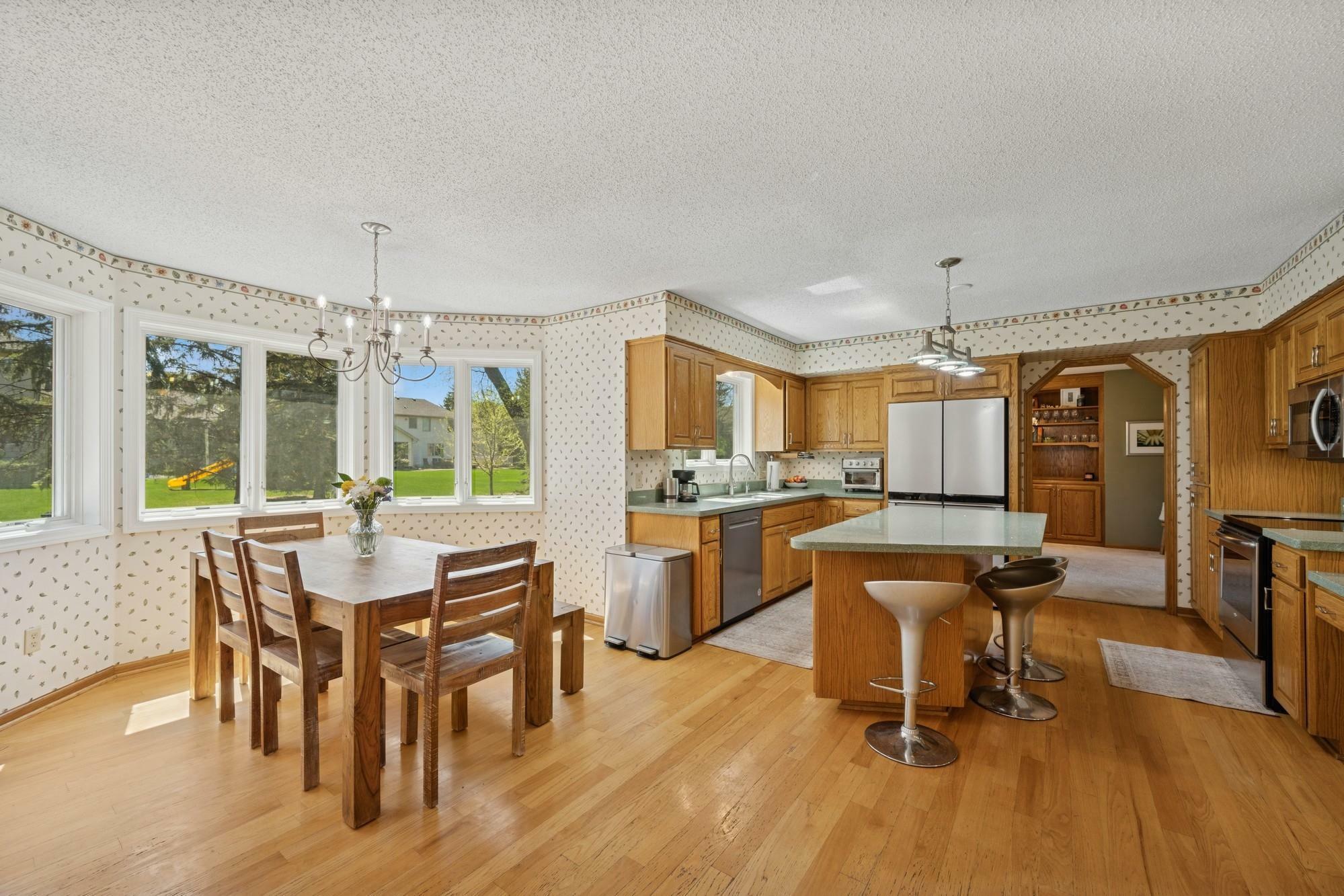 Property Photo: 1284 W Royal Oaks Drive MN 55126