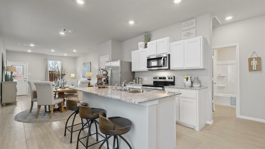Property Photo: 9316 Pear Butte Drive TX 76140