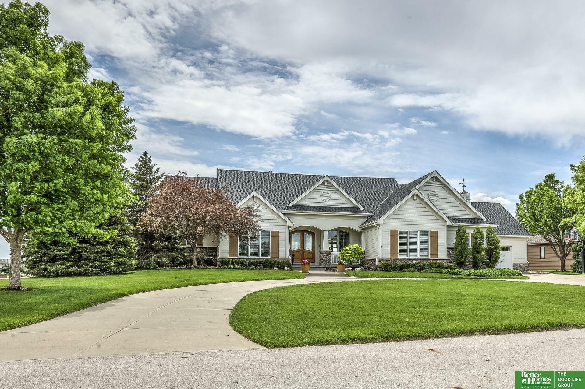 Property Photo: 24421 Chicago Street NE 68069