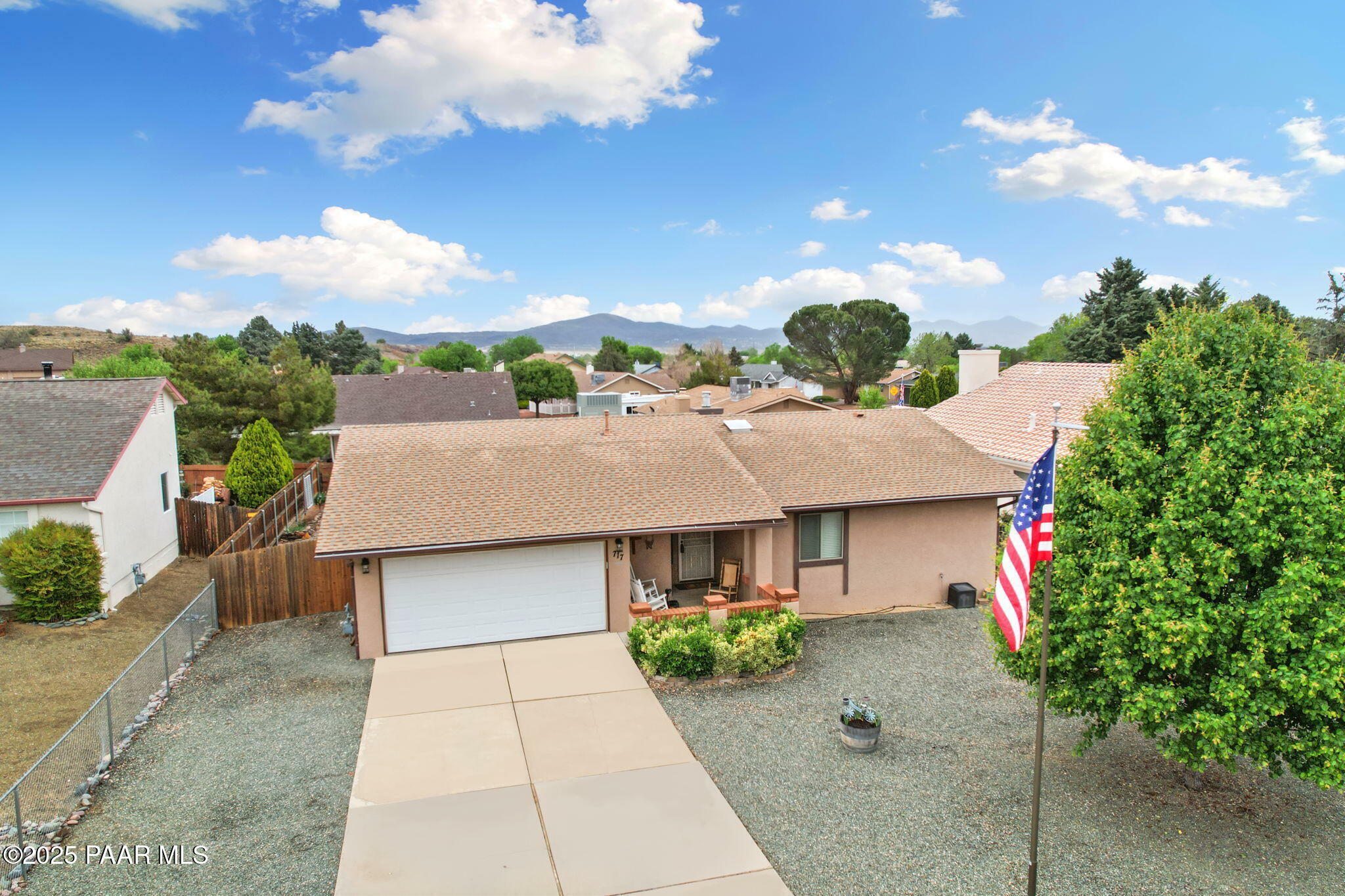 Property Photo: 717 N Old Chisholm Trl AZ 86327