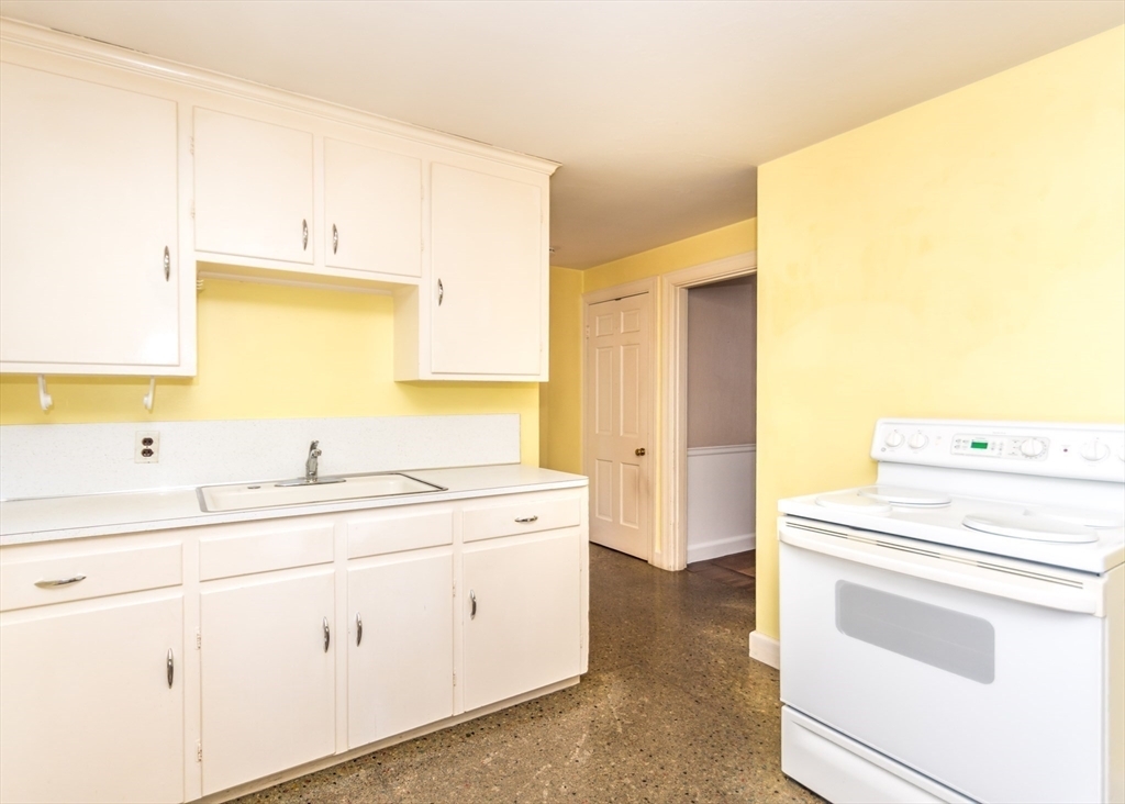 Property Photo: 5 Chase Road MA 02452