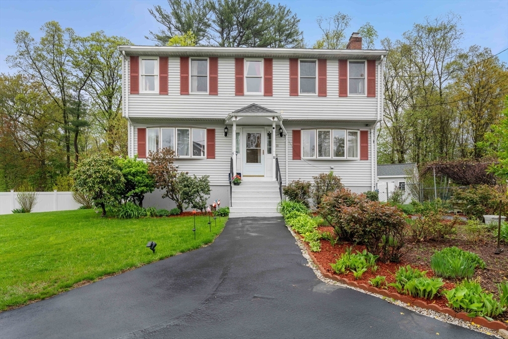 11 Douglas Ave  Burlington MA 01803 photo
