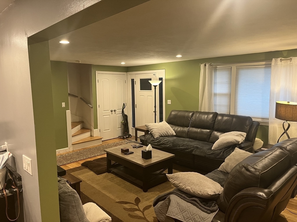 Property Photo: 170 Warren L MA 02472