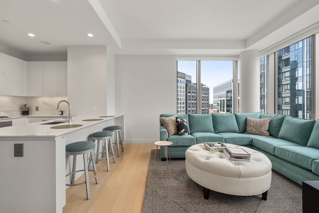 Property Photo: 135 Seaport Blvd 1905 MA 02210