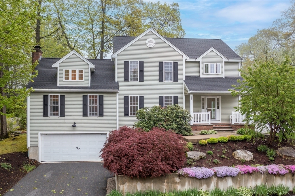 Property Photo: 5 Lake Boon Dr MA 01749