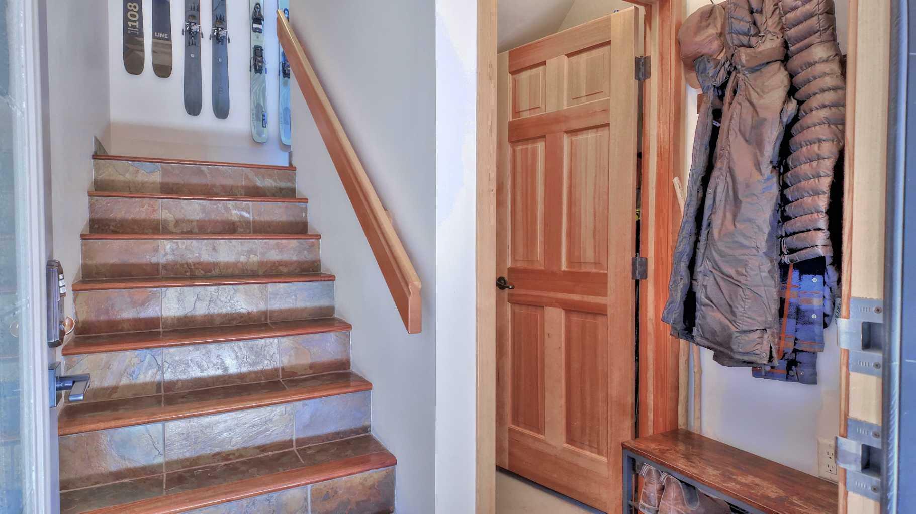 Property Photo: 722 3rd Street 4 AB T1W 2J6