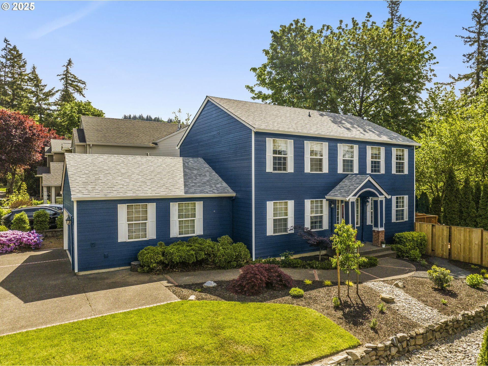 Property Photo: 1370 NW 88th Ave OR 97229