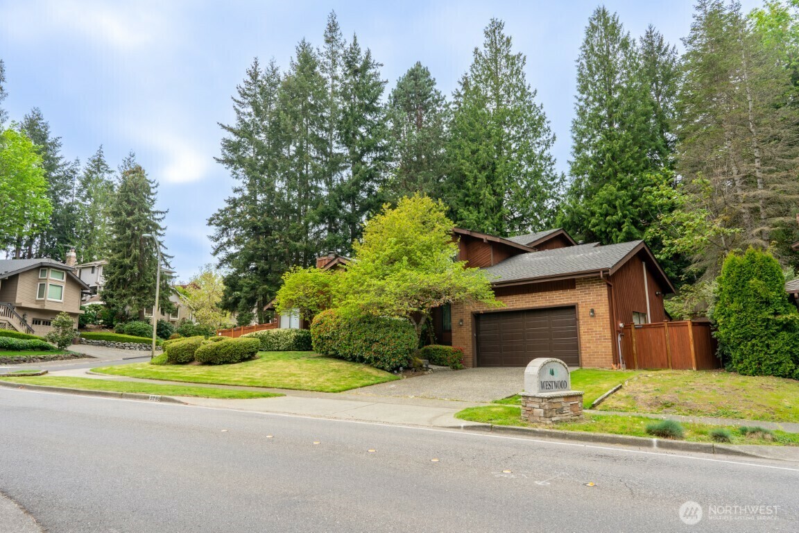Property Photo: 5285 Highland Drive WA 98006