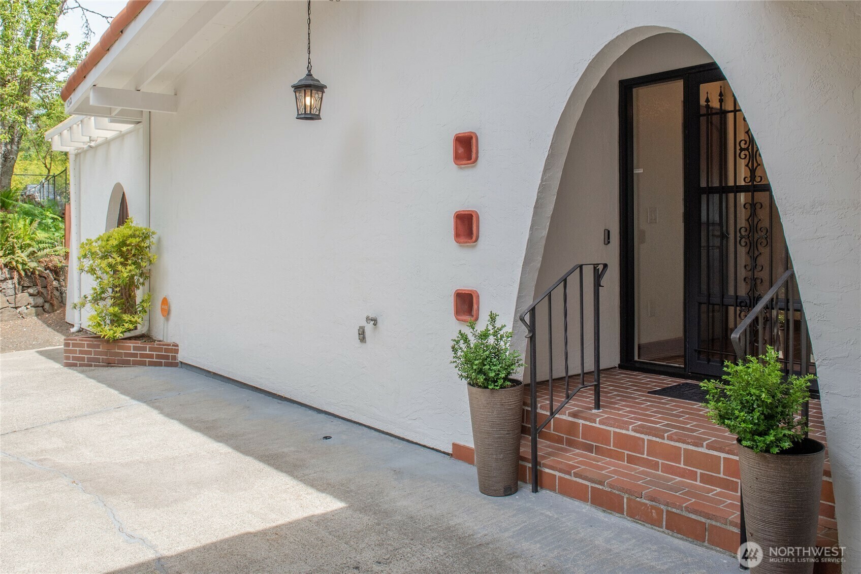 Property Photo: 132 S Yantic Avenue WA 98312