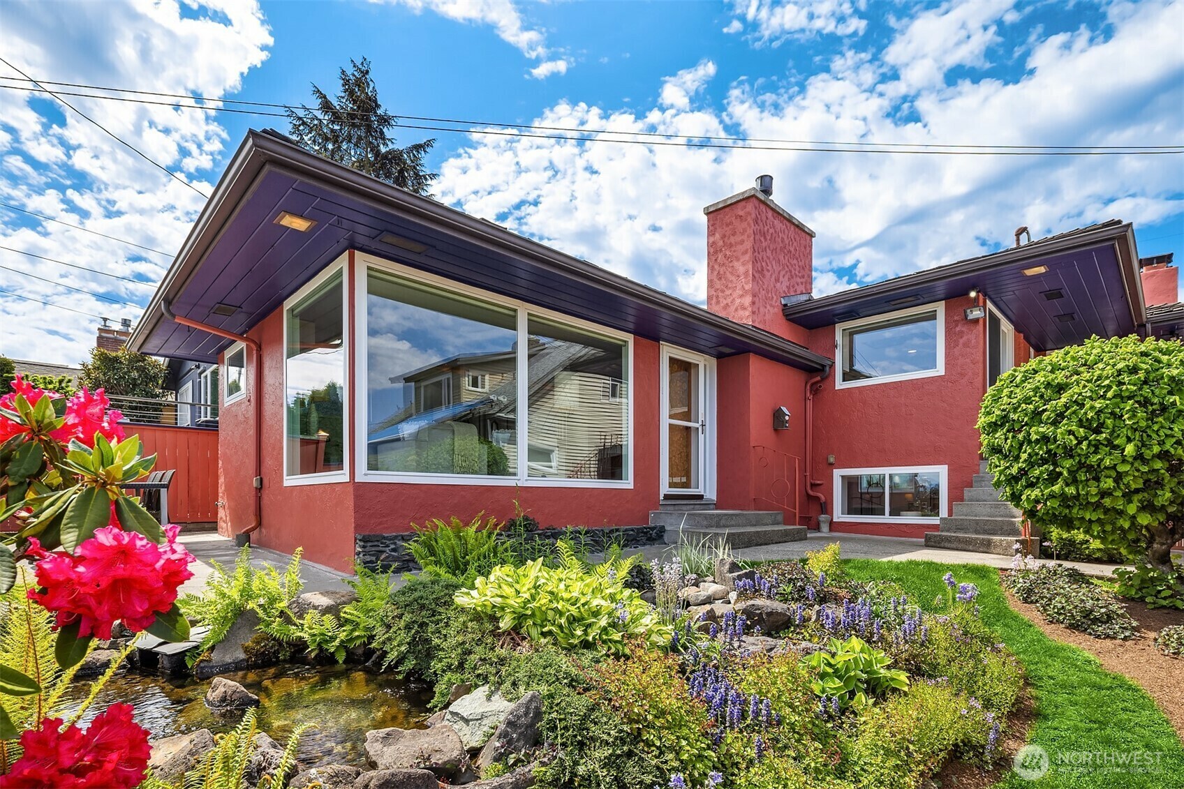 Property Photo: 4008 34th Avenue SW WA 98126