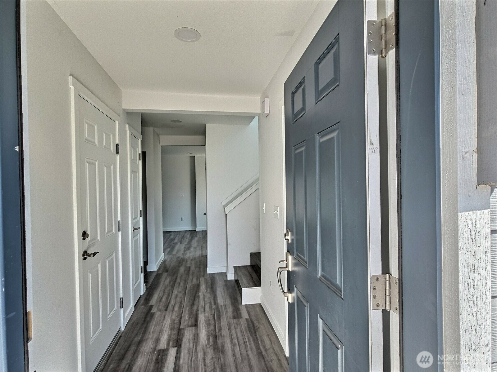 Property Photo: 408 410 E 4th St WA 98857