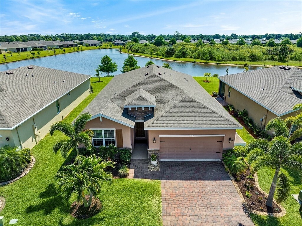Property Photo: 2158 Hawk River Drive SW FL 32962