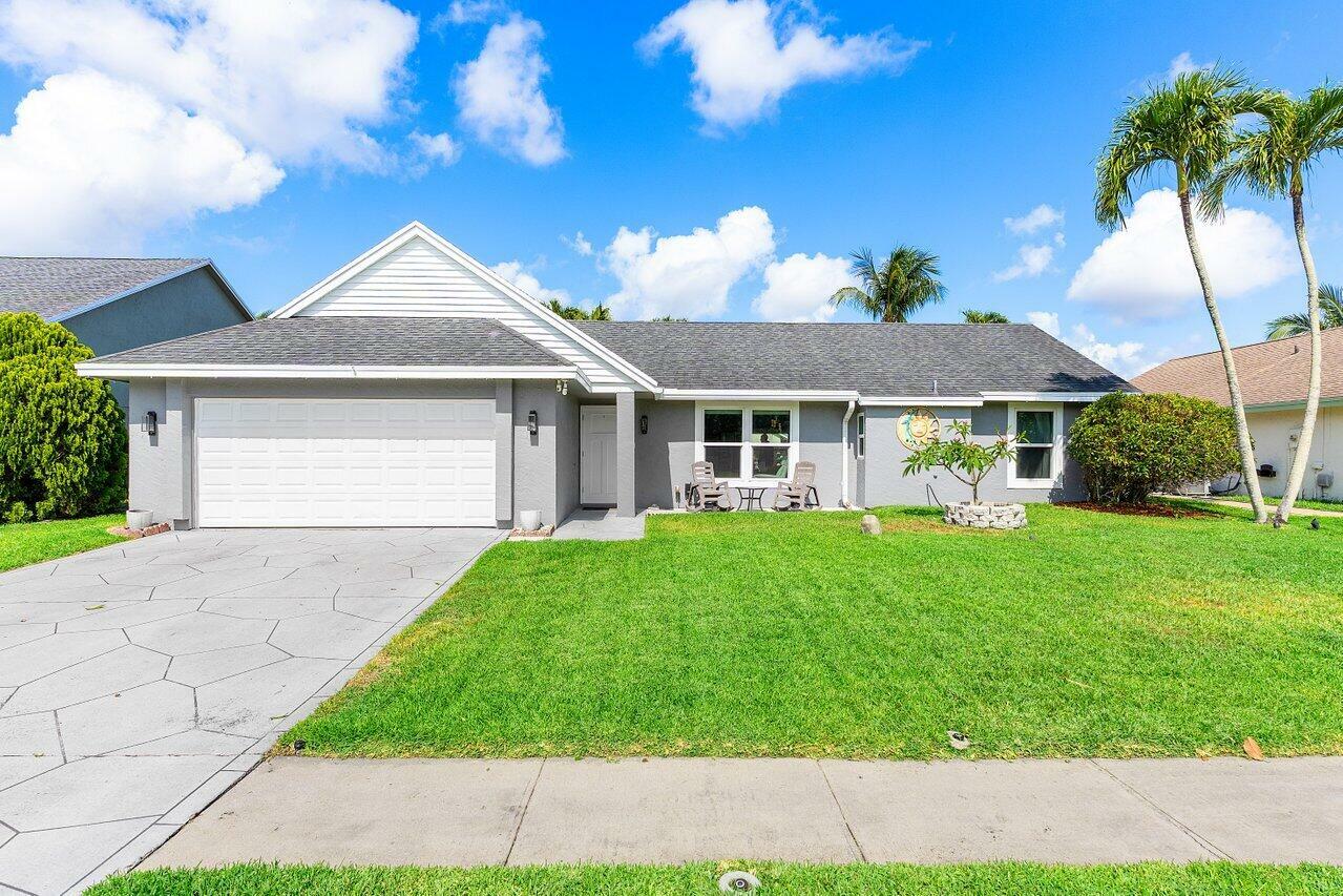 Property Photo: 10701 Katmandu Court FL 33437