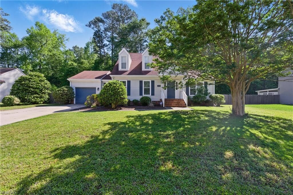 Property Photo:  810 Haskins Dr  VA 23434 