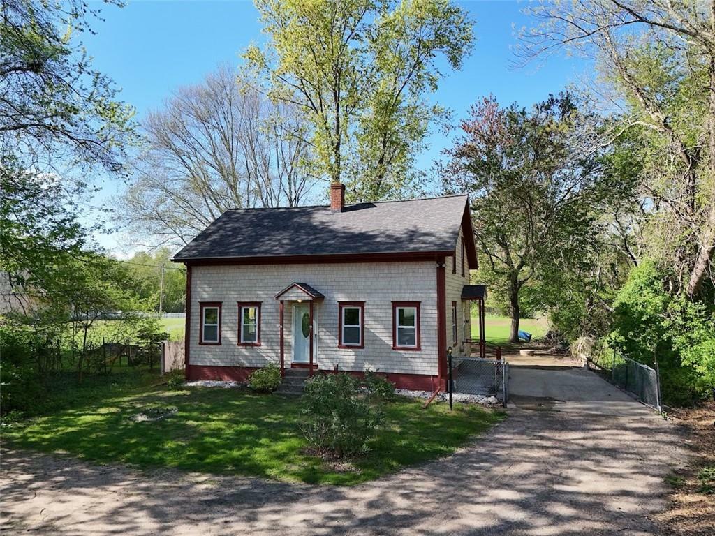 183 Annaquatucket Road  North Kingstown RI 02852 photo