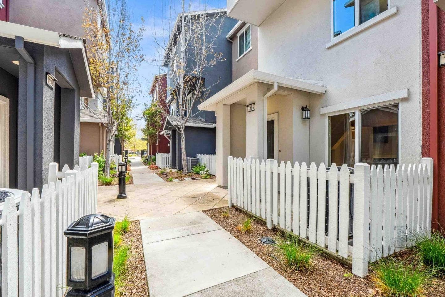 Property Photo: 1196 Chiapas Terrace CA 95126