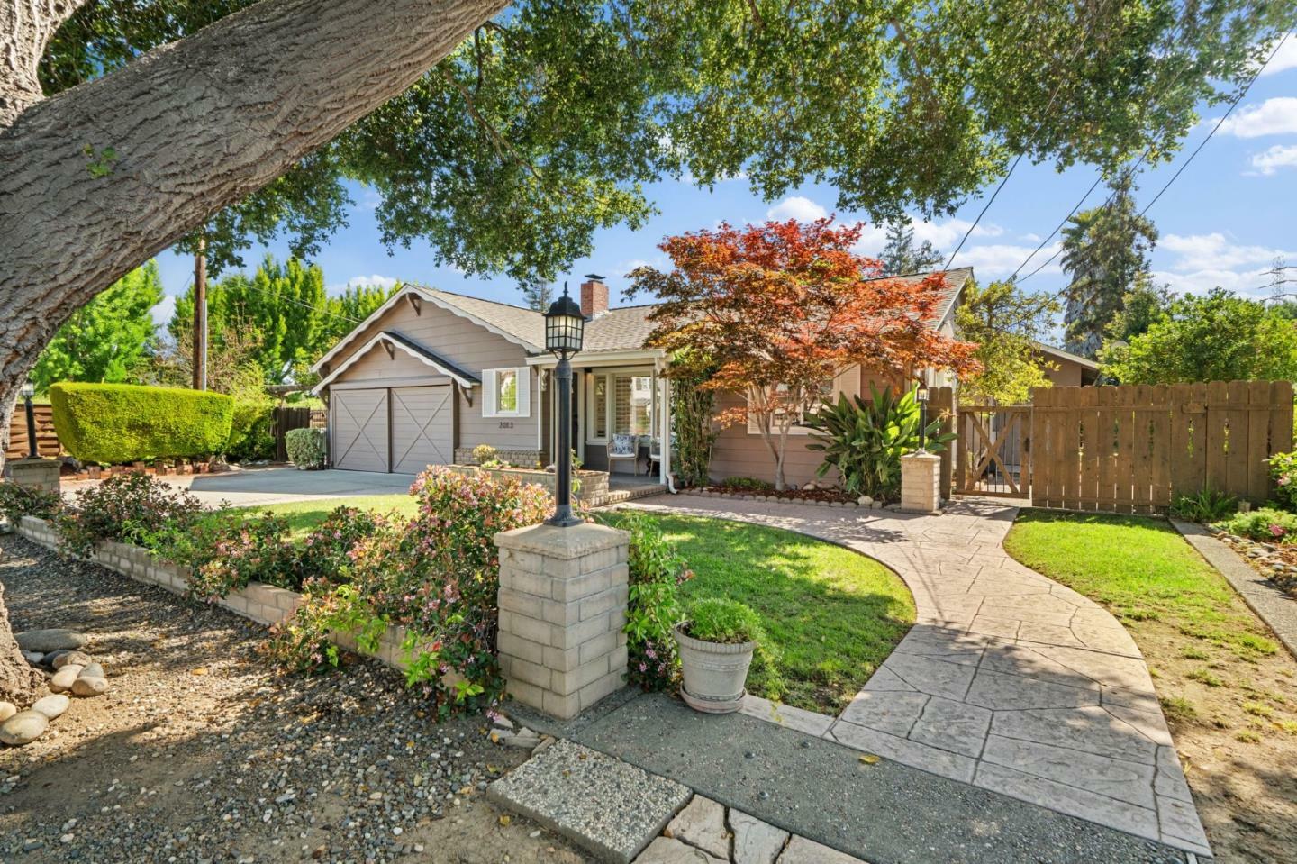 Property Photo: 2013 Sun Mor Avenue CA 94040