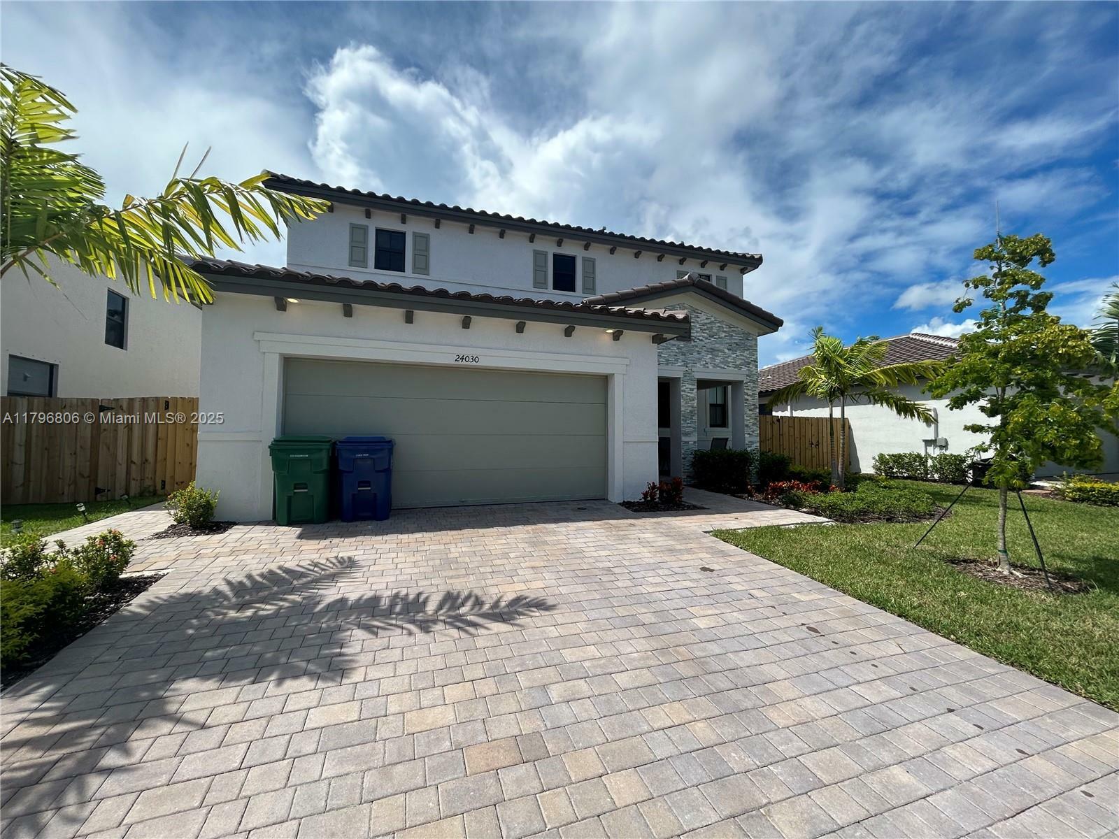 Property Photo: 24030 SW 119th Pl FL 33032