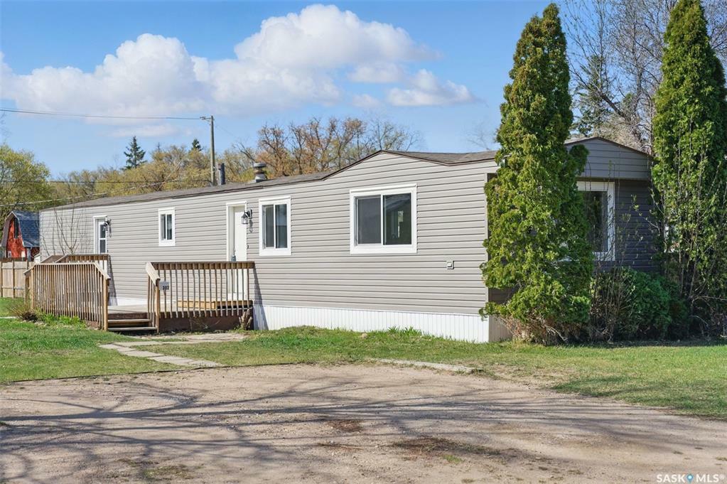 Property Photo: 307 Clover Avenue SK S0K 1E0