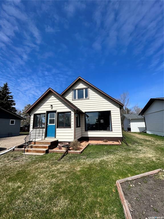 Property Photo: 128 Tanner Avenue SK S0A 0M0