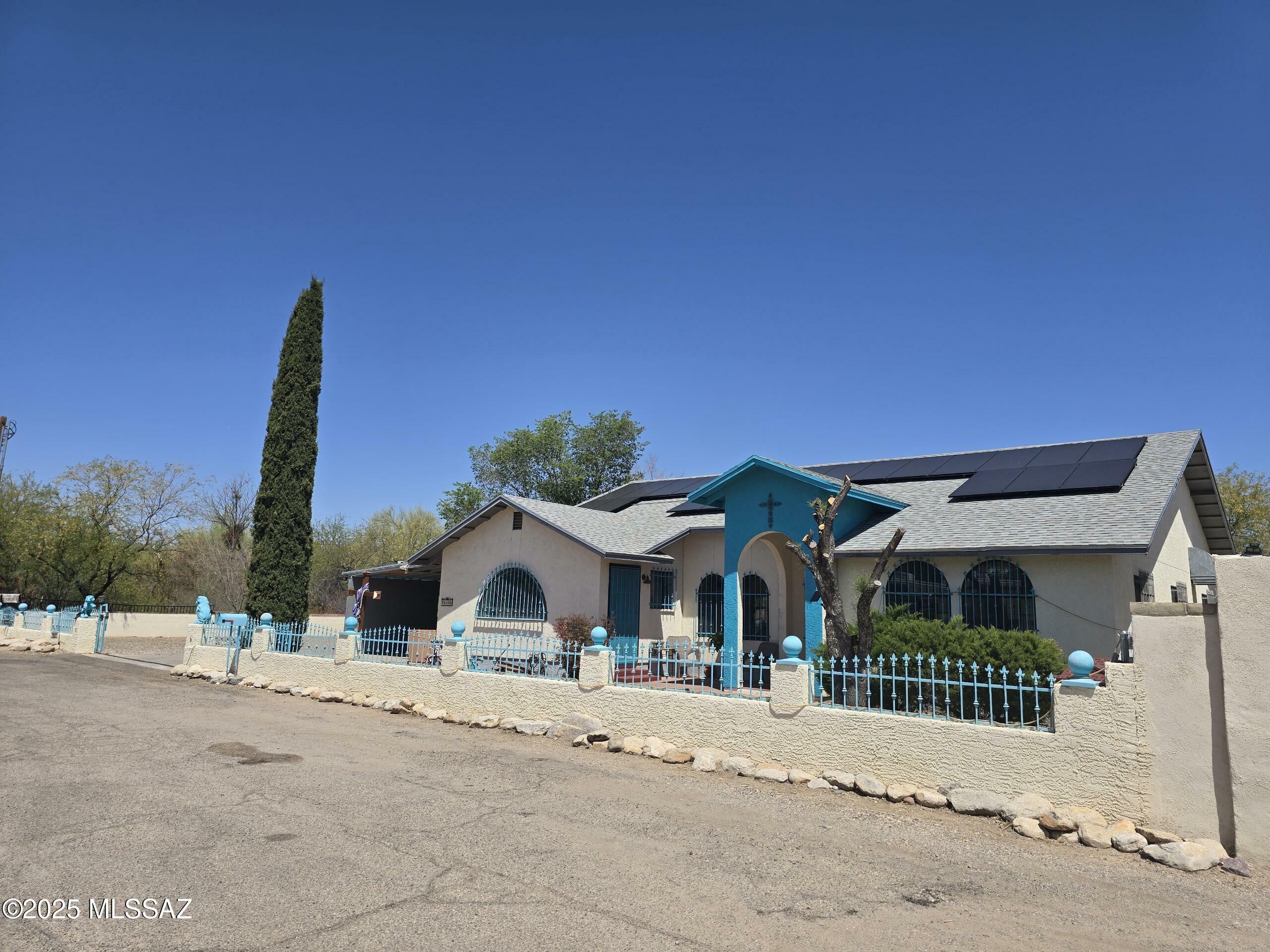 Property Photo: 1860 W Blueberry Lane AZ 85745