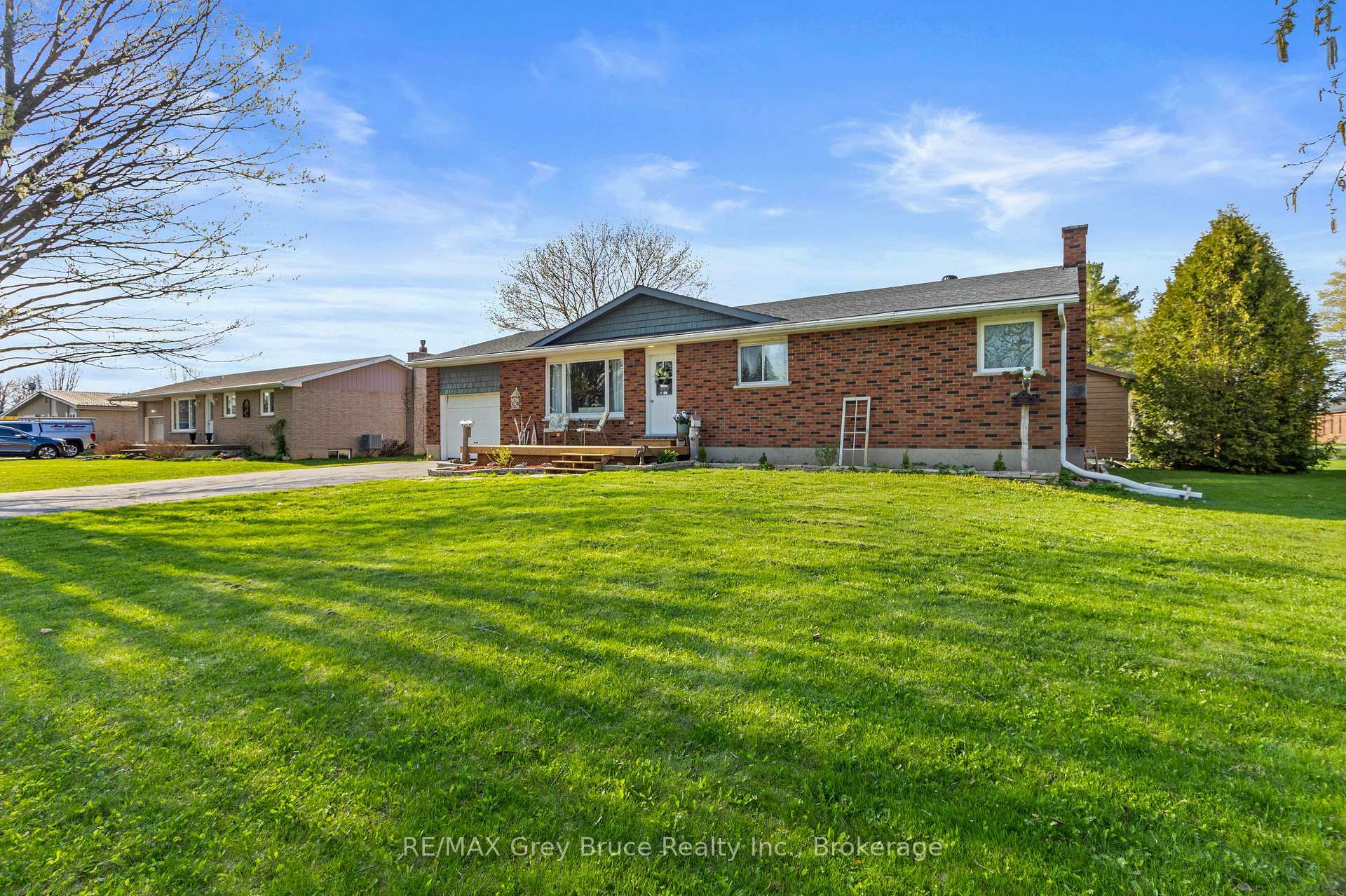 36 Thomas Street W  Arran-Elderslie ON N0H 1A0 photo