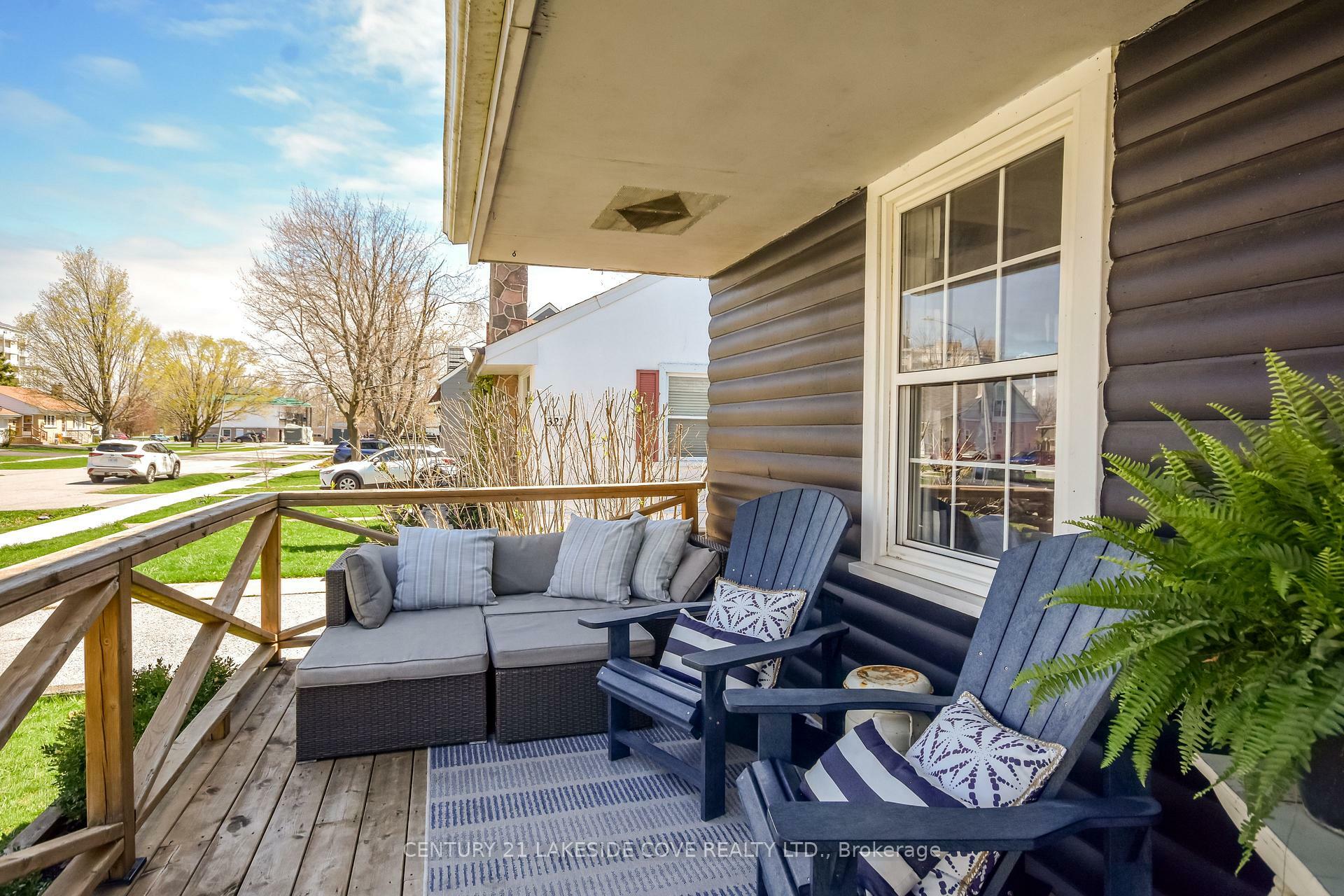 Property Photo: 319 Franklin Street ON L3V 1K5