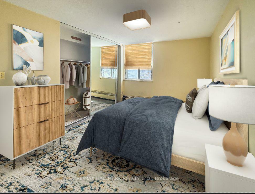 Property Photo: 1250 Bridletowne Circle 1612 ON M1W 2V1