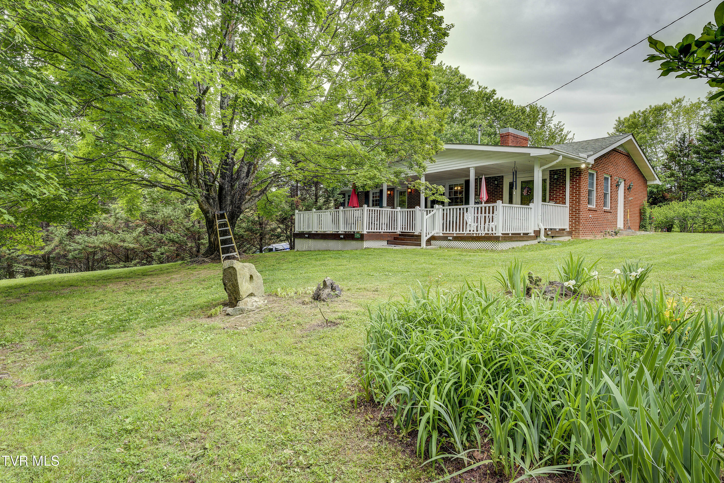 Property Photo: 3395 Milburnton Road TN 37681