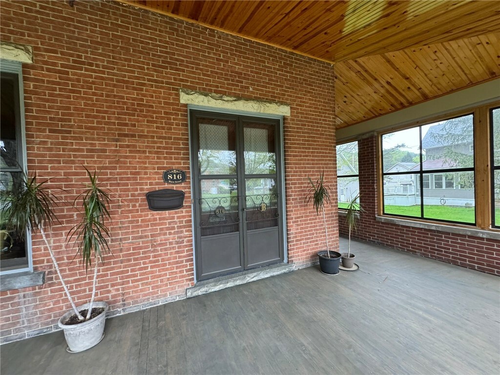 Property Photo: 816 Main St PA 15824