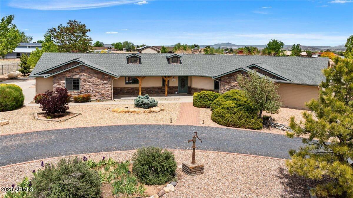 Property Photo: 1640 W Grasshopper Lane AZ 86323