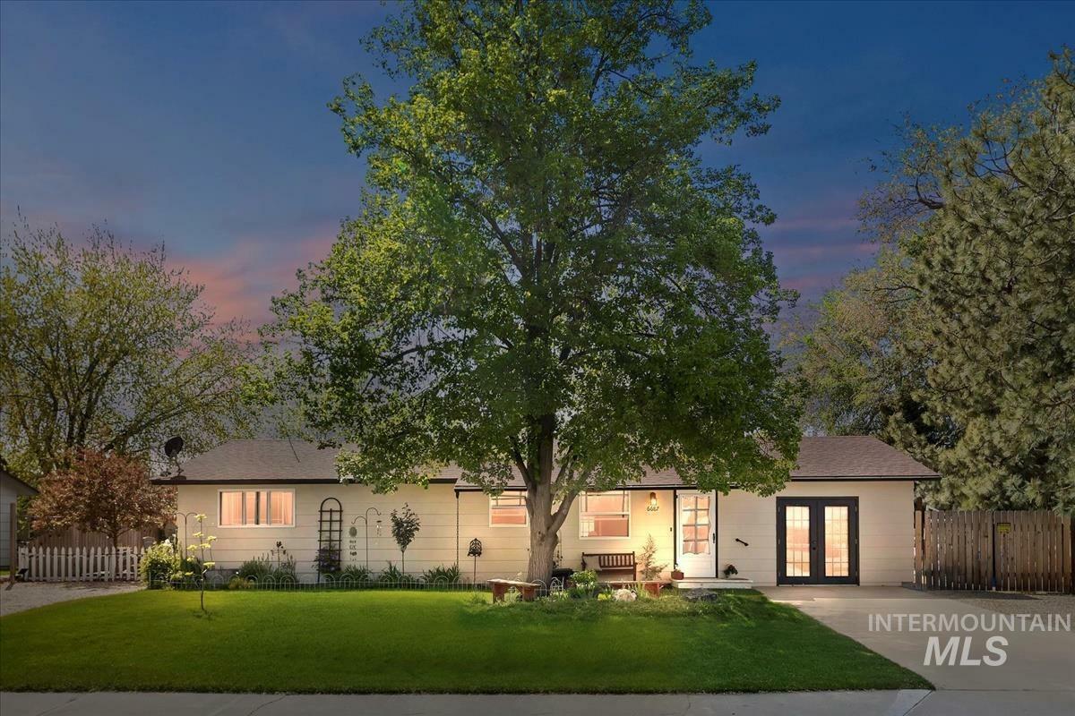 Property Photo: 6687 S Santa Ana Ave ID 83709