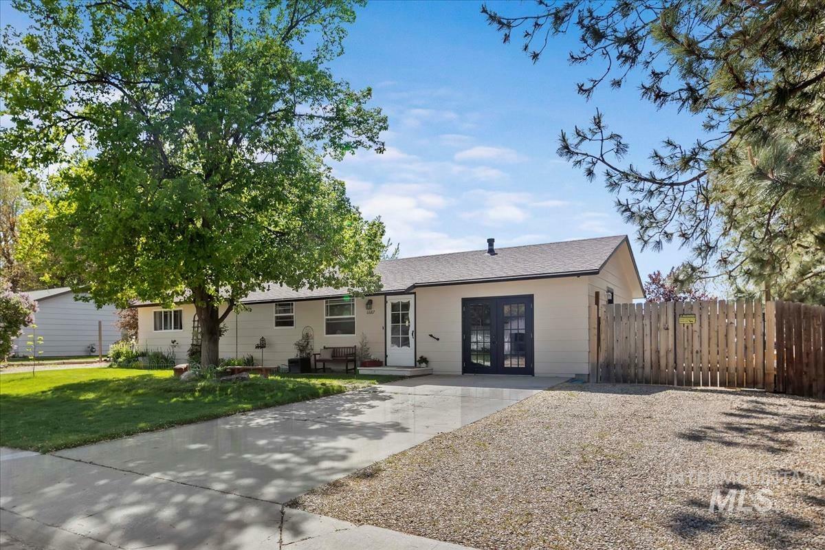 Property Photo:  6687 S Santa Ana Ave  ID 83709 