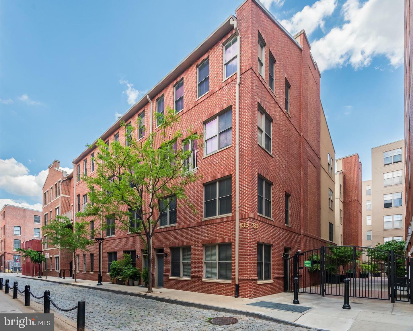 133 N Bread Street J3  Philadelphia PA 19106 photo