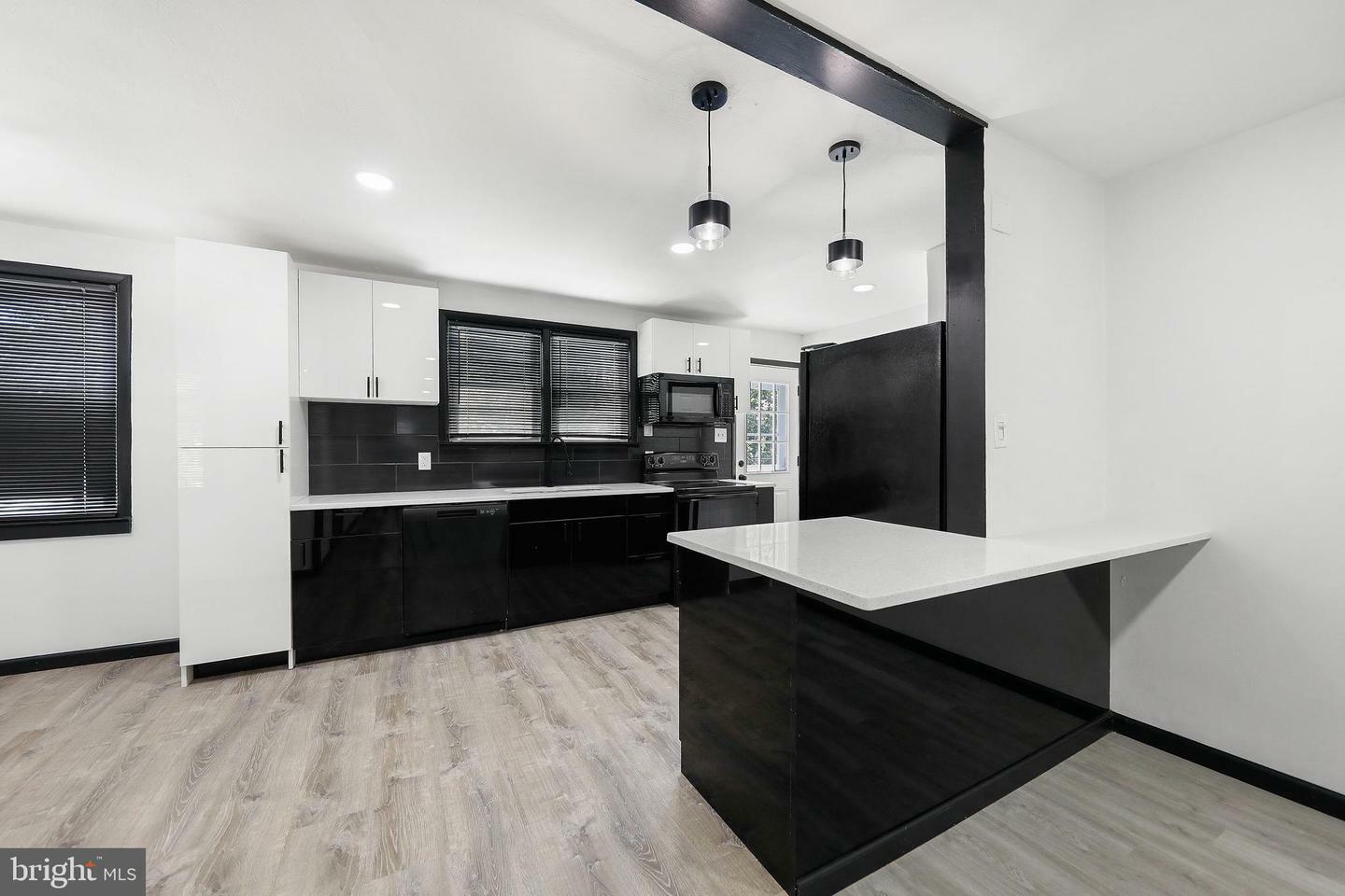 Property Photo: 8 Baldwin Lane NJ 08046