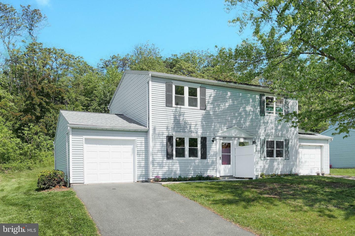 Property Photo: 1059 Cloverton Drive PA 17512