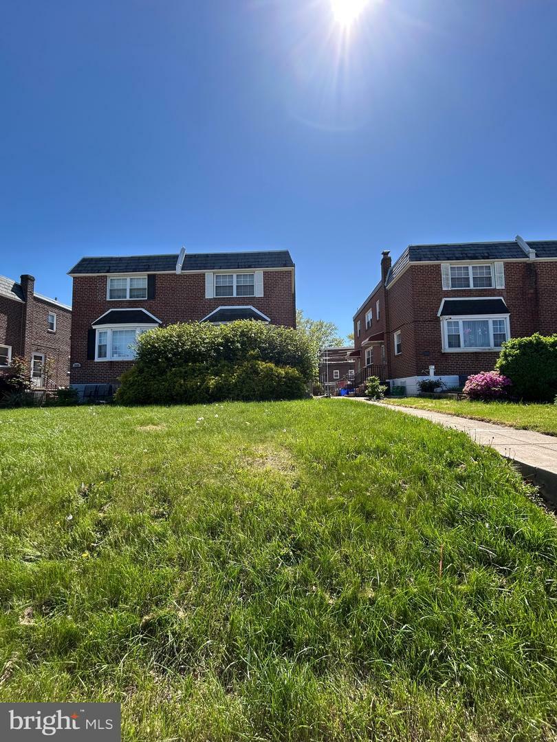 Property Photo: 3024 Guilford Street PA 19152