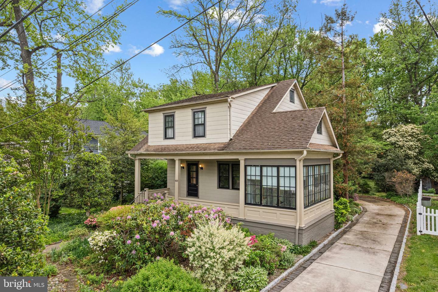 Property Photo: 610 Maple Avenue NJ 08033