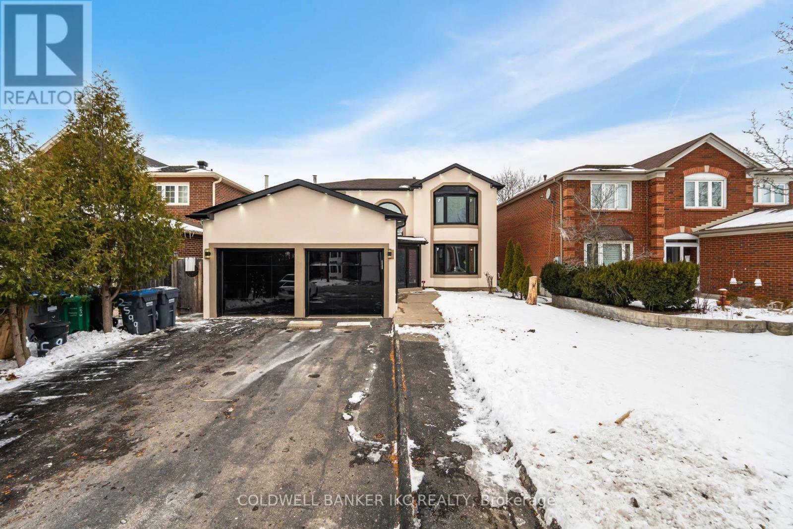 Property Photo: 2599 Ambercroft Trail ON L5M 4K5