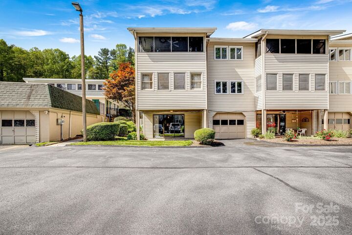 Property Photo: 411 Britton Creek Drive 401 NC 28791