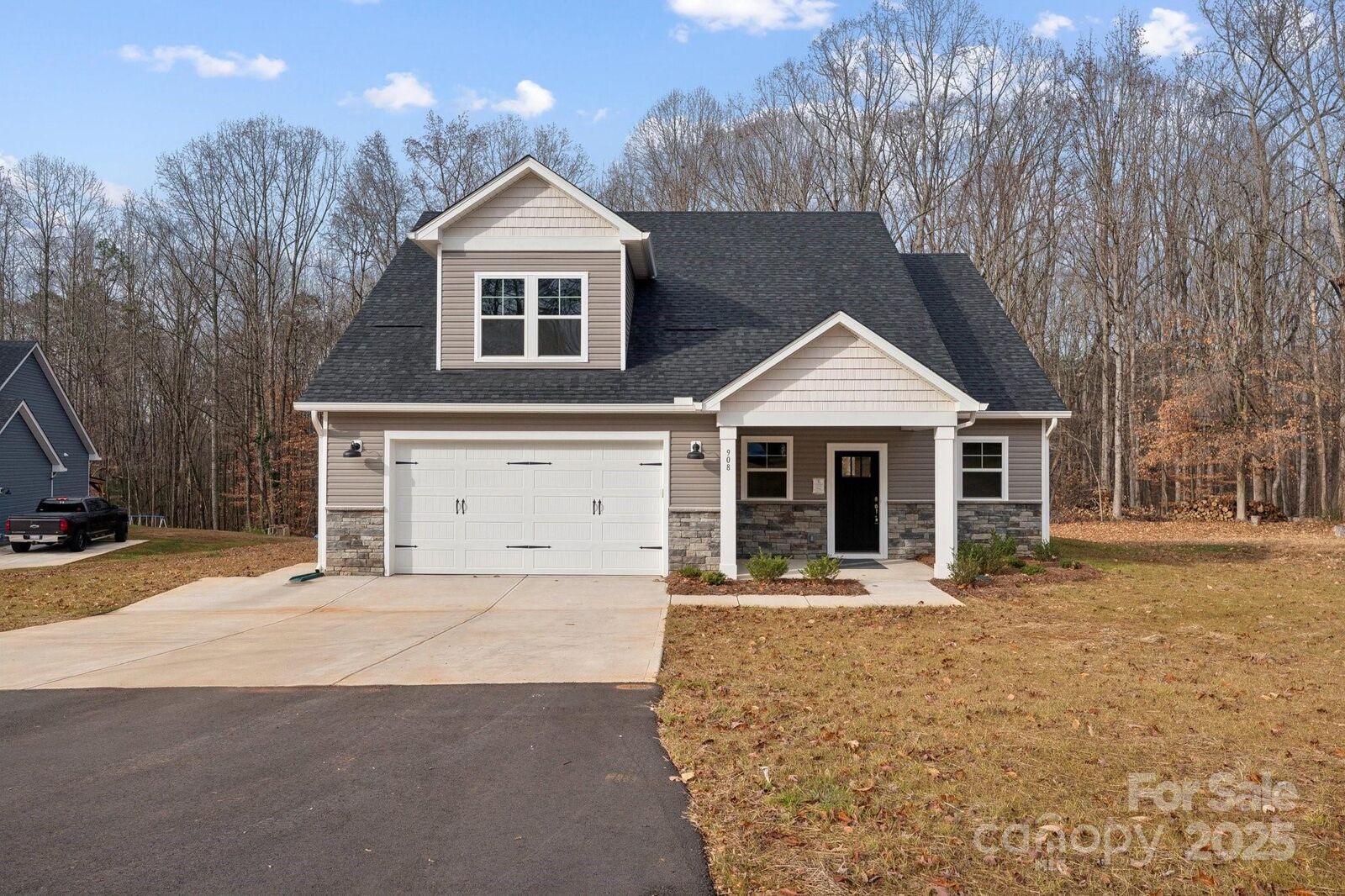Property Photo: 908 Westminster Drive NC 28677